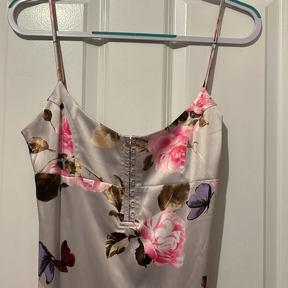 NWOT Victorias Secret Satin midi - Picture 2 of 4